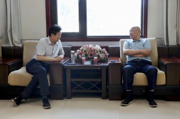 李書(shū)成會(huì)見(jiàn)西峽縣人大常委會(huì)黨組副書(shū)記朱元朝一行